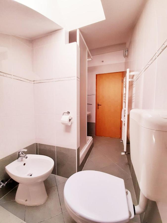 Apartments Izabela Muzic-Fornaric Крес Екстериор снимка